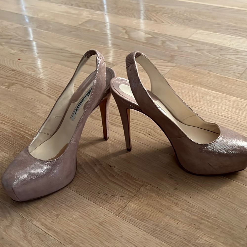 Brian Atwood sling back heels size 36.5 women gorgeous suede material metallic